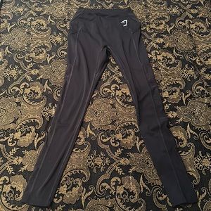 Gymshark women pocket legging / workout  black - size XS used